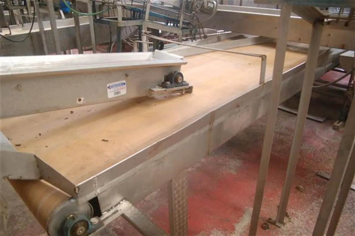 CONVEYOR BELT , L: 4.25 M, W: 80 CM-1