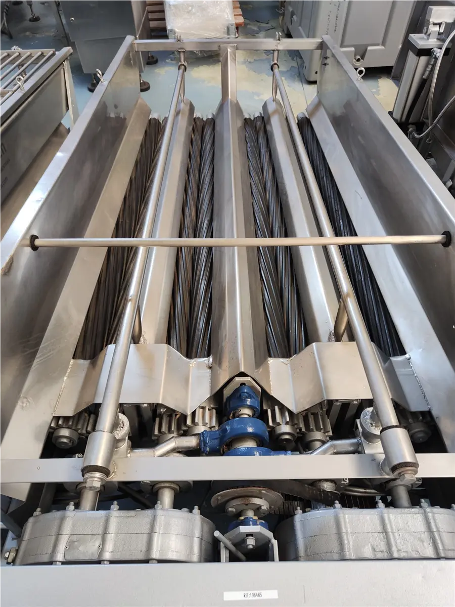 deshojadora-de-maiz-hughes-1