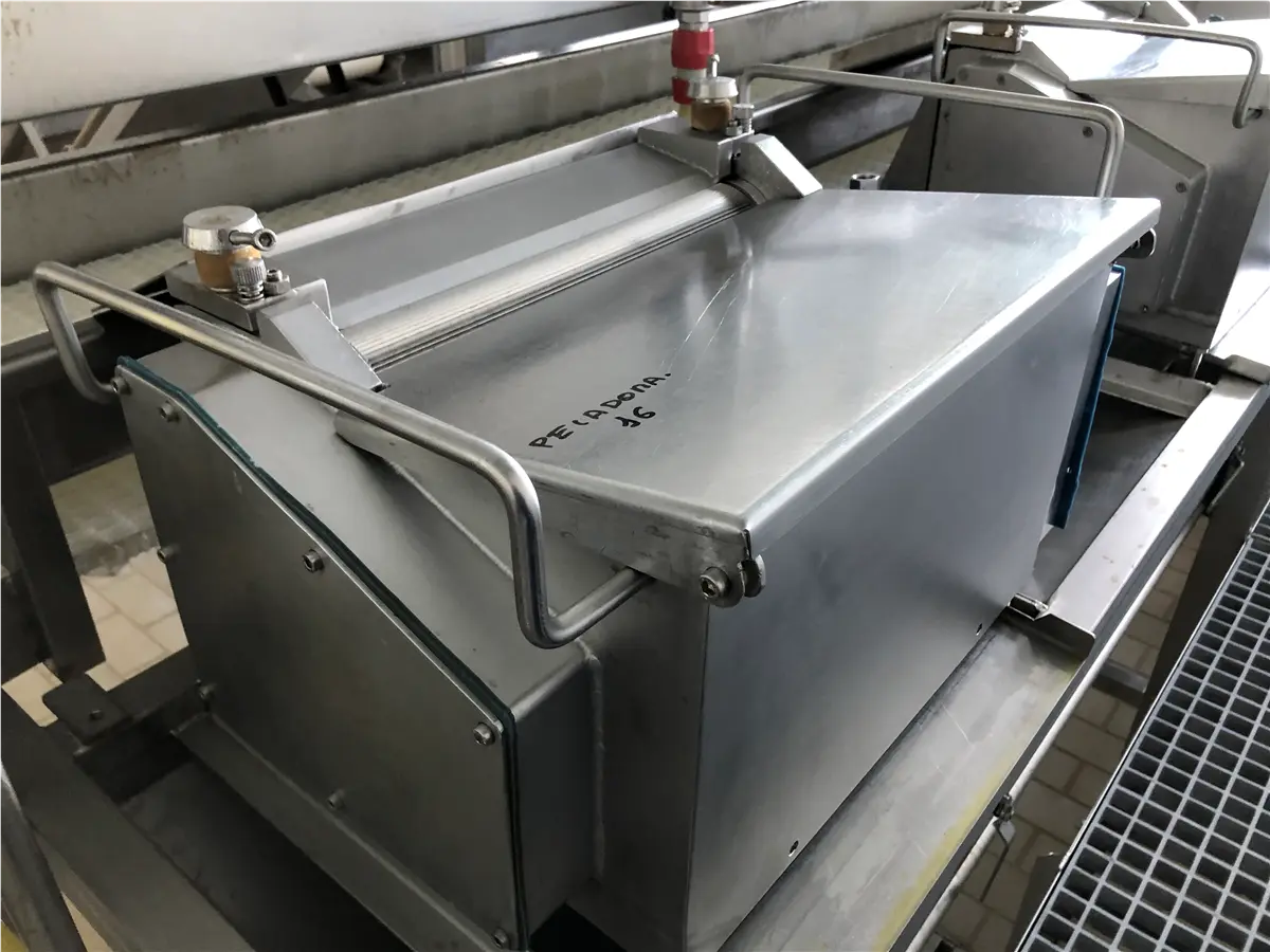 peladora-de-piel-de-pescado-hermanos-alfaro-p-h-a-hidra-inox