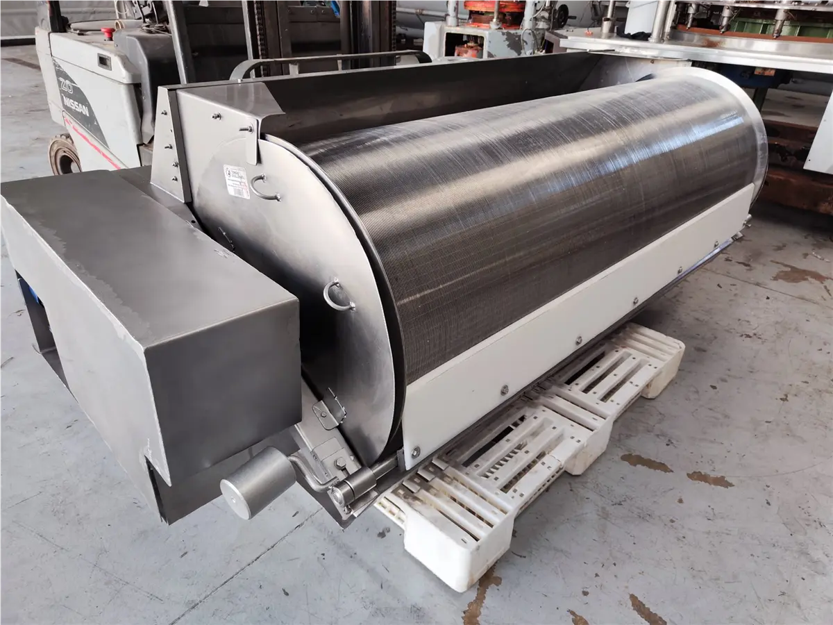 filtro-rotativo-en-acero-inox-de-superficie-rascante-5