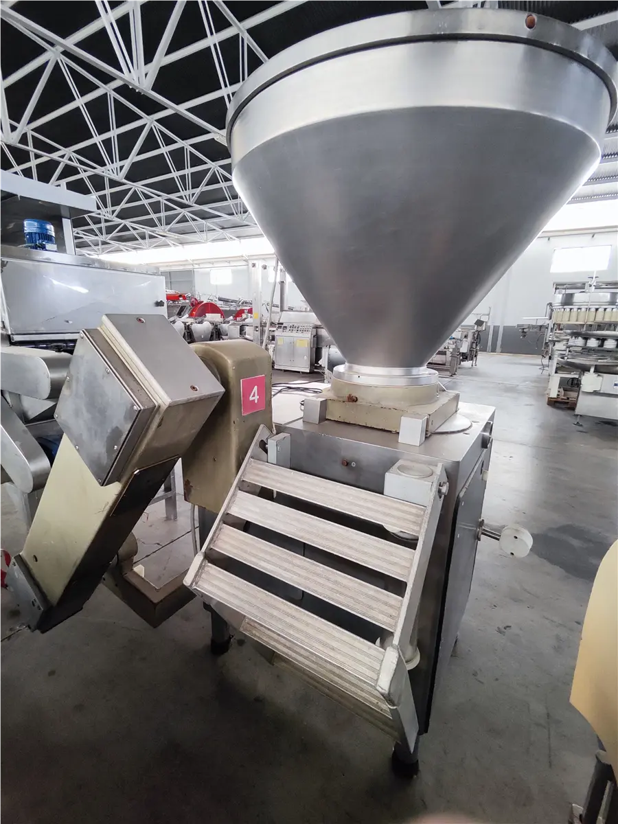 embutidora-al-vacio-handtmann