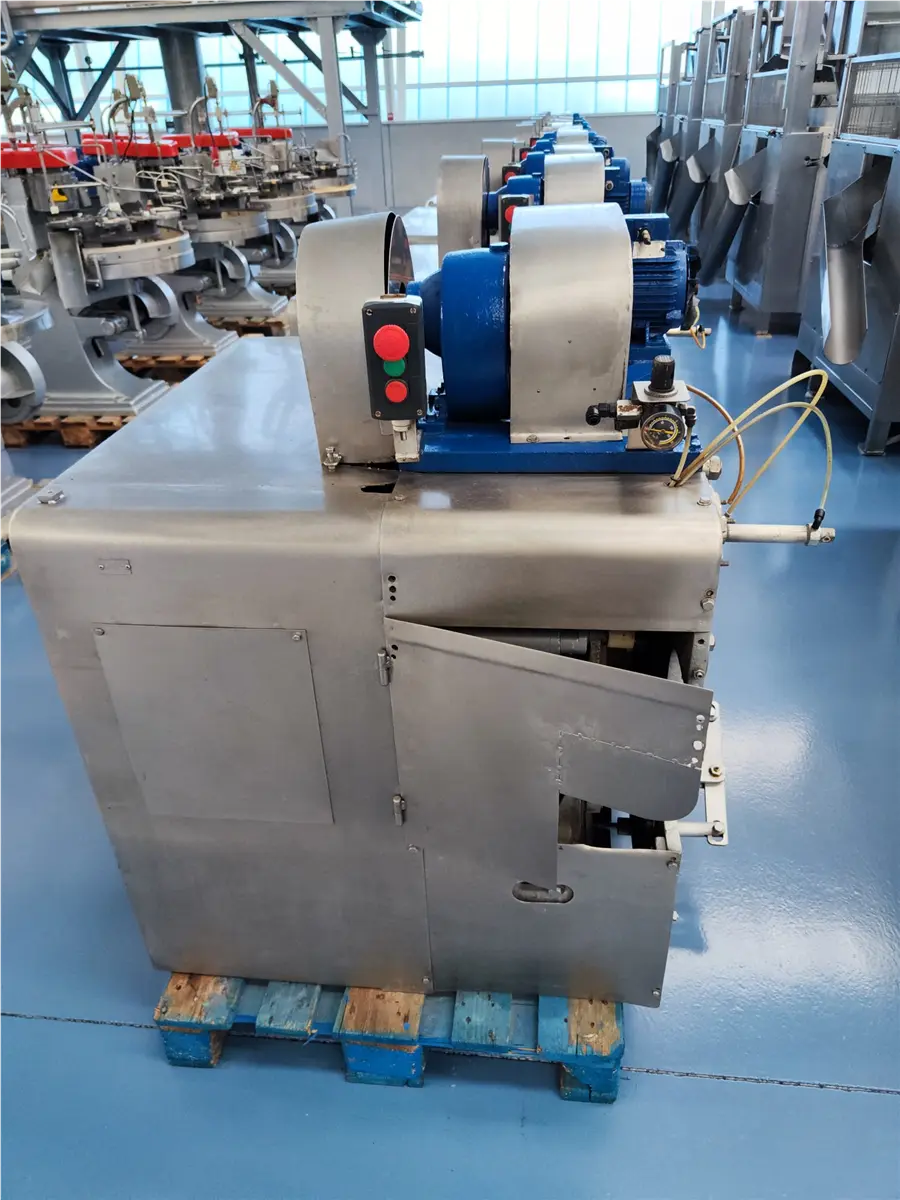 peladora-de-alcachofa-famaco-12