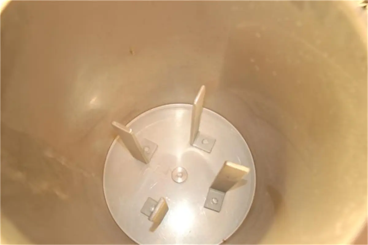 s-s-negriclaudia-bucket-washer