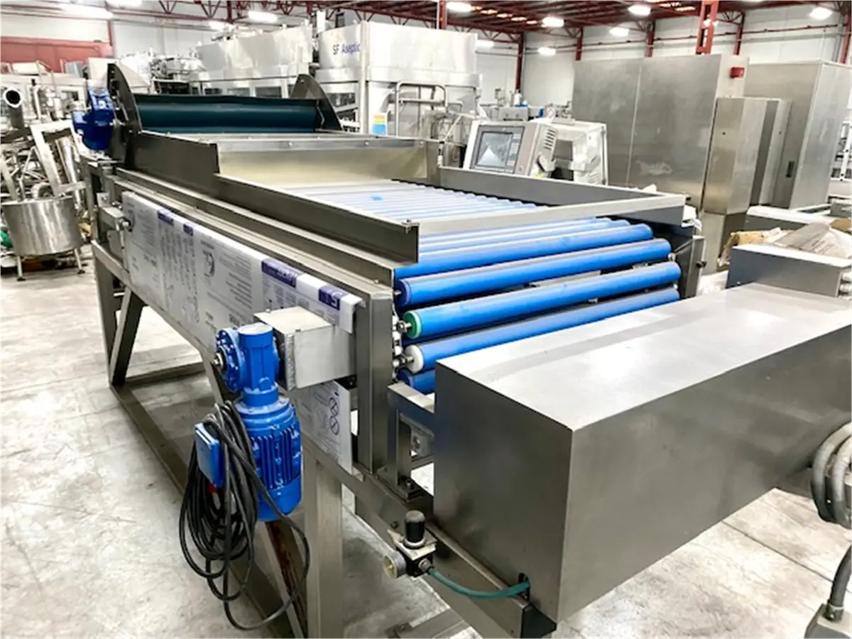 cinta-transportadora-de-rodillos-con-elevador-en-inox-l-4-50m-a-1m