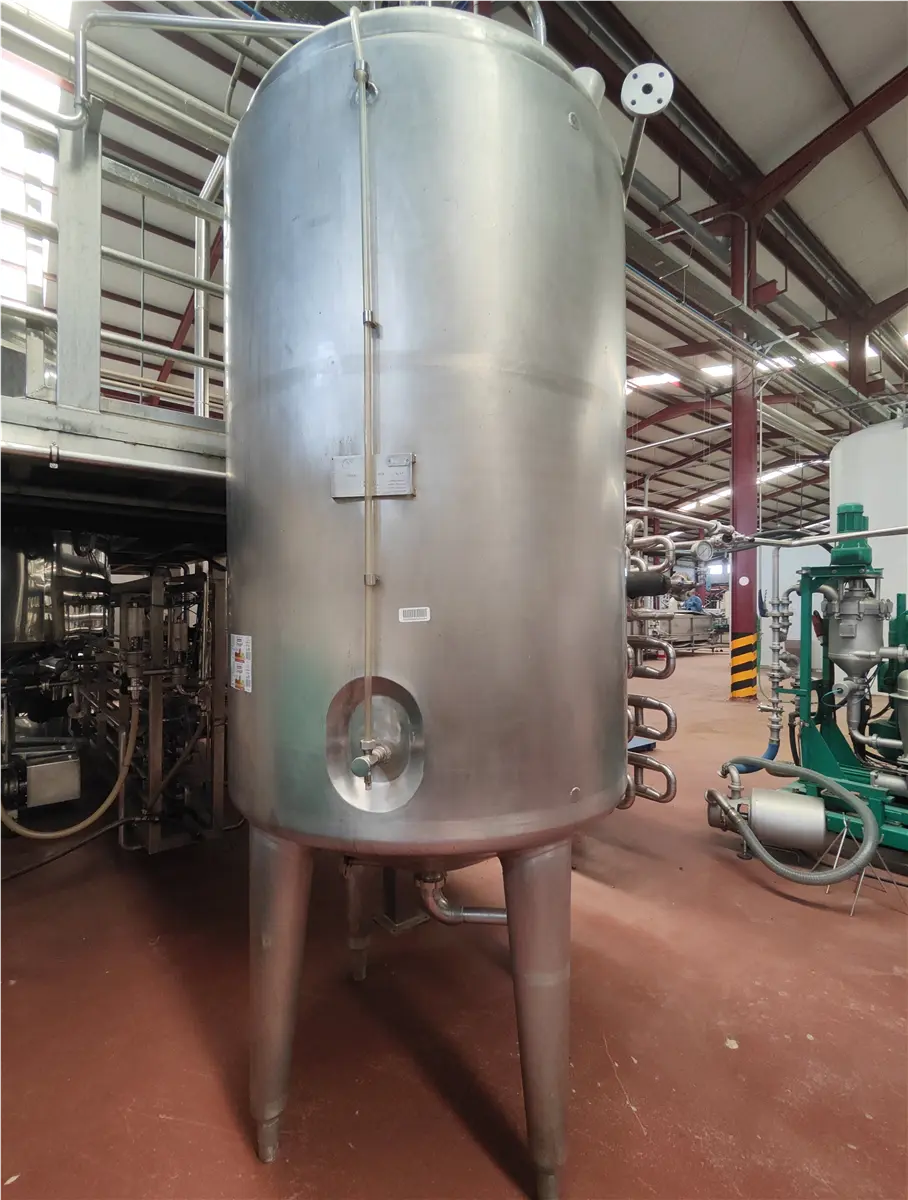 deposito-vertical-de-doble-fondo-conico-2-000-l-inox