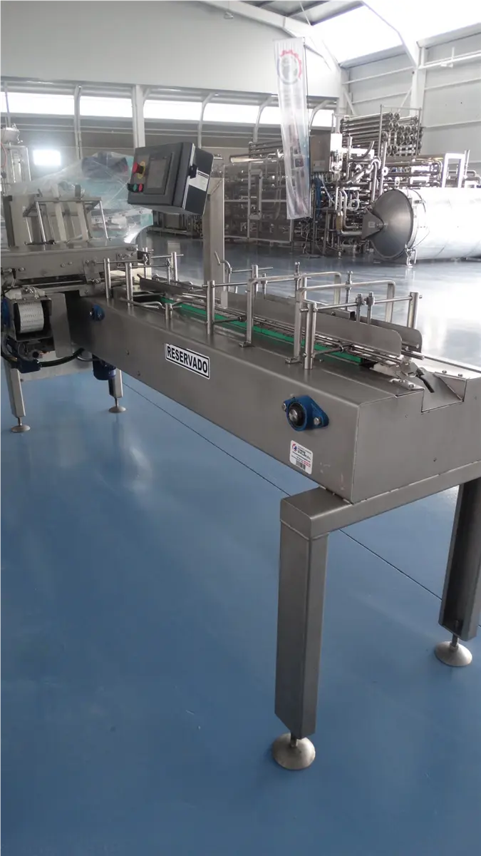 estuchadora-doble-en-acero-inox-castelo