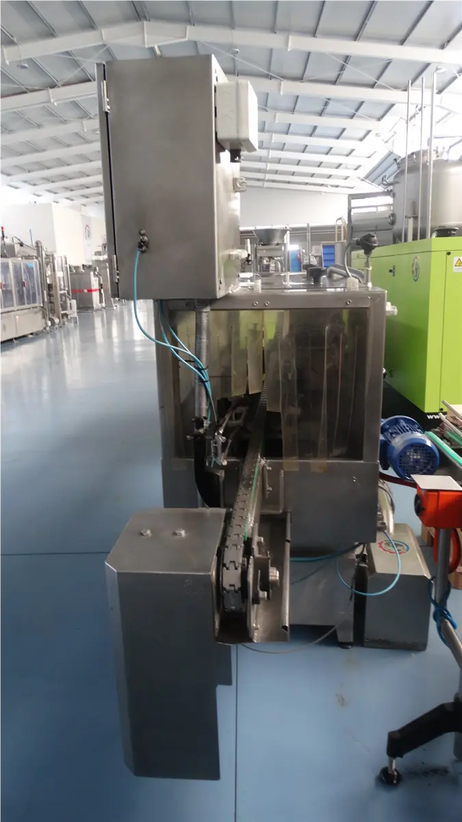 dosificador-de-liquido-de-gobierno-ezma-inox