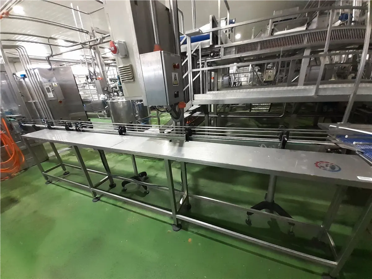 mesa-de-trabajo-inox-l-4-00-m-a-0-35-m