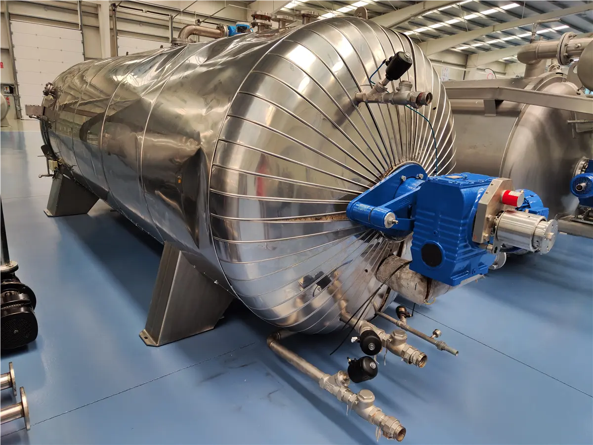 autoclave-rotativo-surdry-4-j