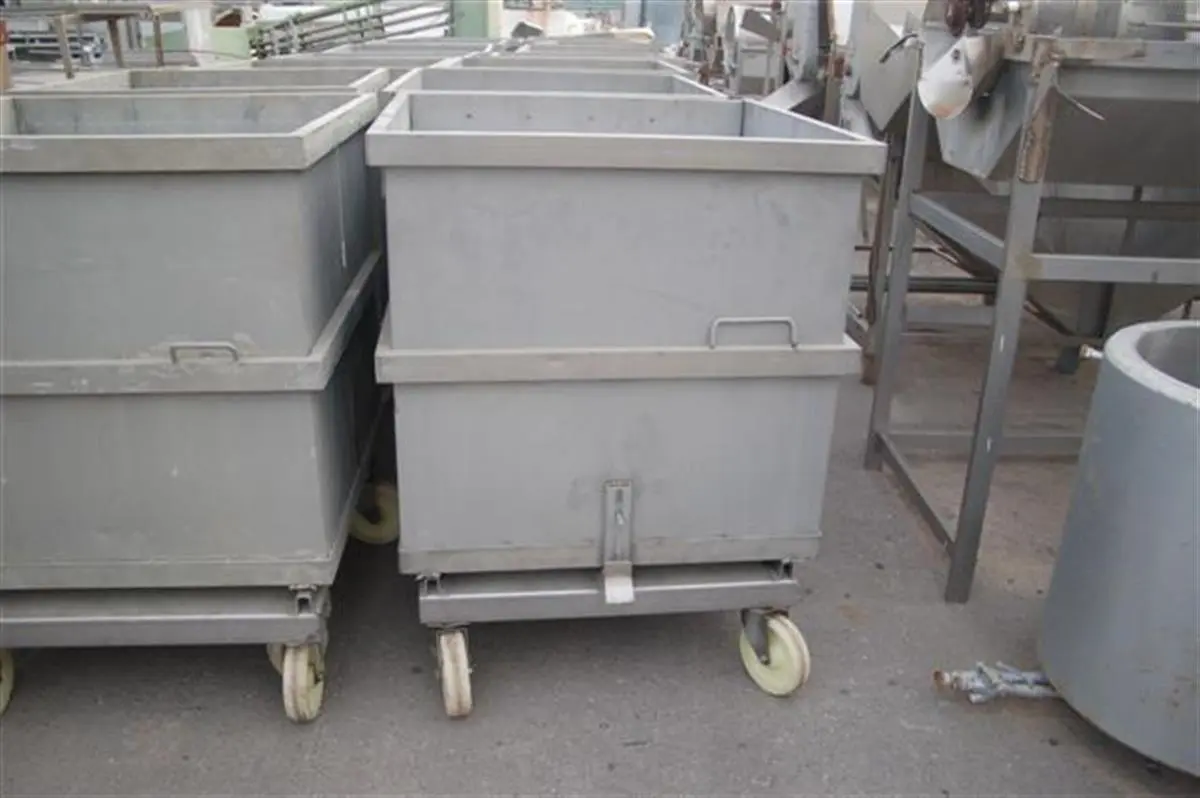 RECTANGULAR TROLLEY FOR AUTOCLAVE BASKET-1