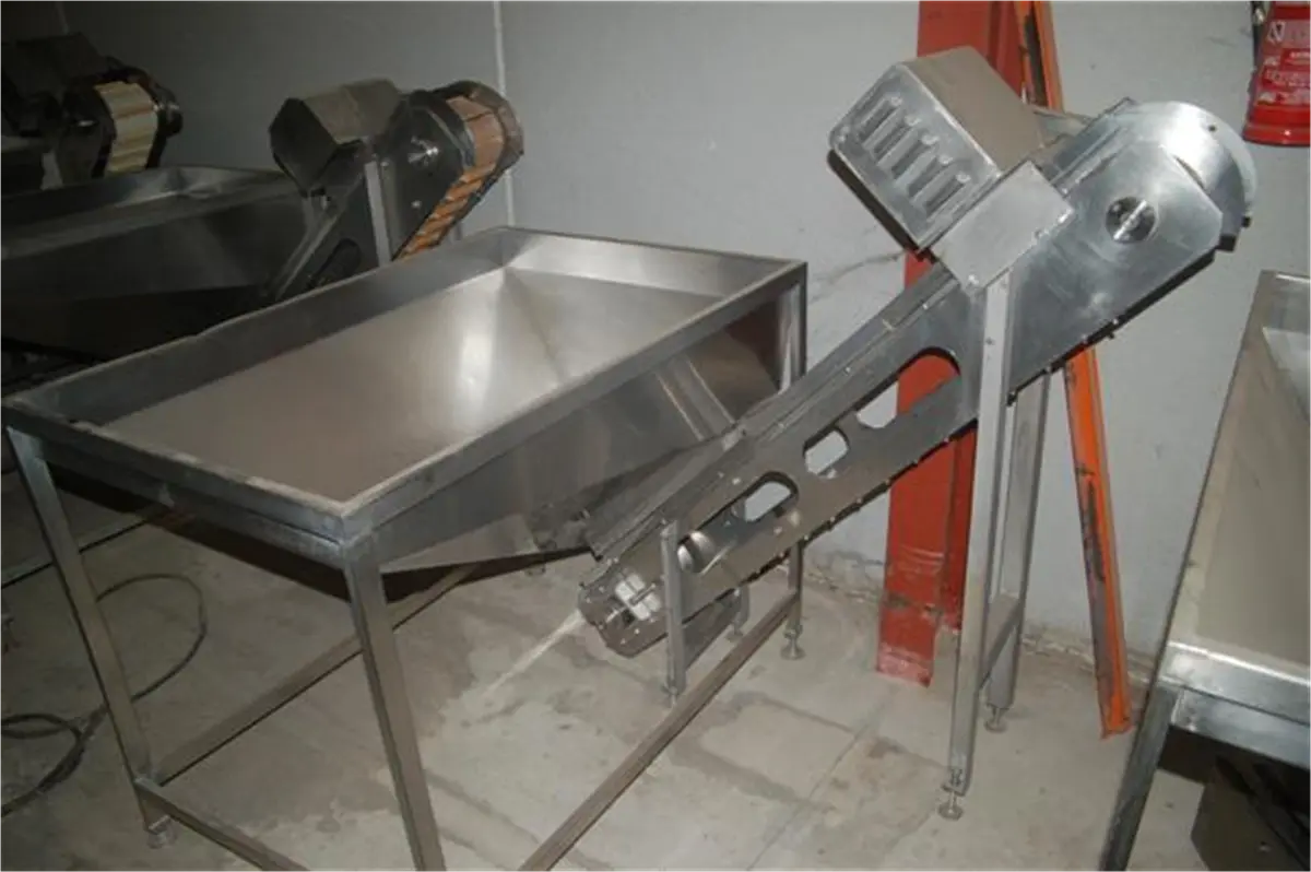 elevador-de-palas-con-tolva-descarga-1-23-m-3