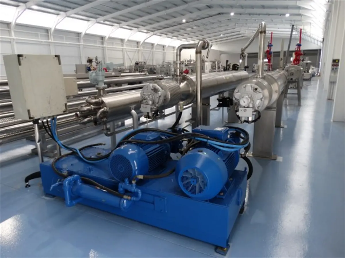 pasteurisateur-tubulaire-a-surface-raclee-manzini-rotothem-en-inox