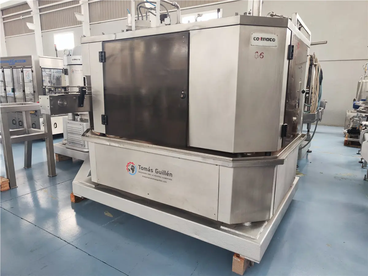 gruppo-di-riempimento-sottovuoto-ed-aggraffatura-per-scatole-comaco-agm-3r