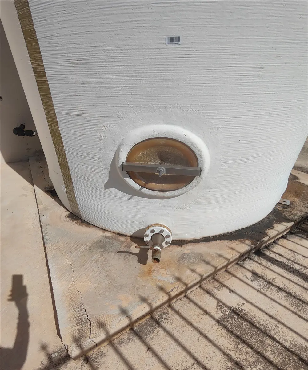 deposito-vertical-de-poliester-28-000-l