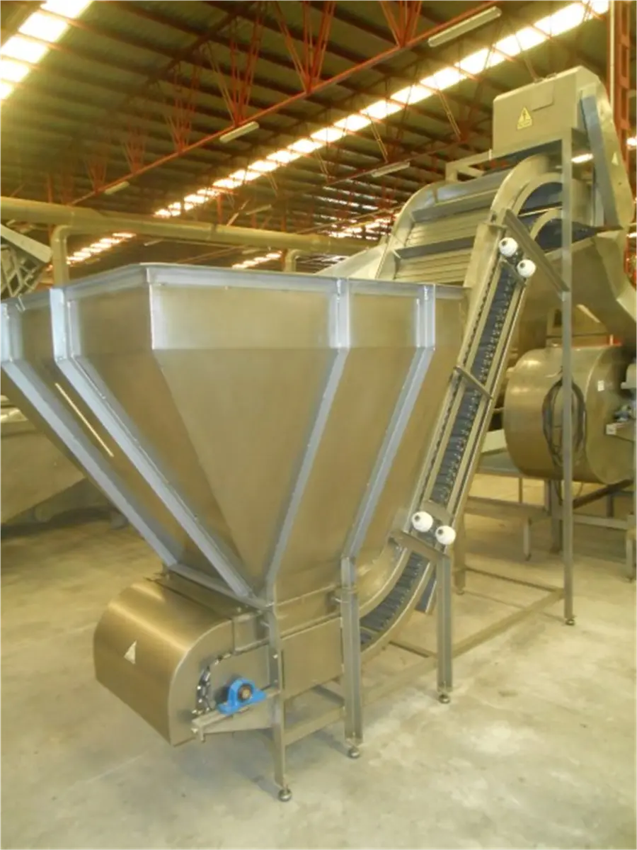 elevador-de-cangilones-y-tolva-en-acero-inox-descarga-2-40-m