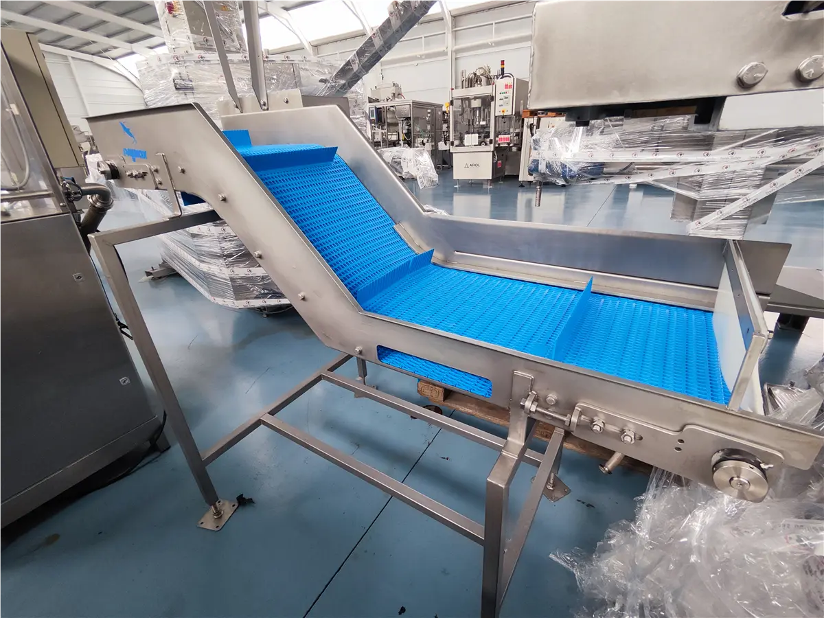 elevador-de-banda-modular-con-palas-palinox-descarga-1-10-m-a-40-cm