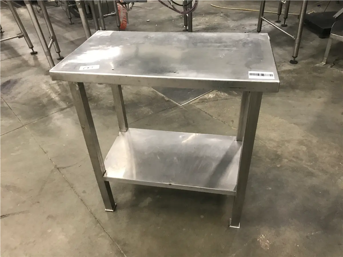 mesa-de-trabajo-inox-l-0-80-m-a-0-46-m