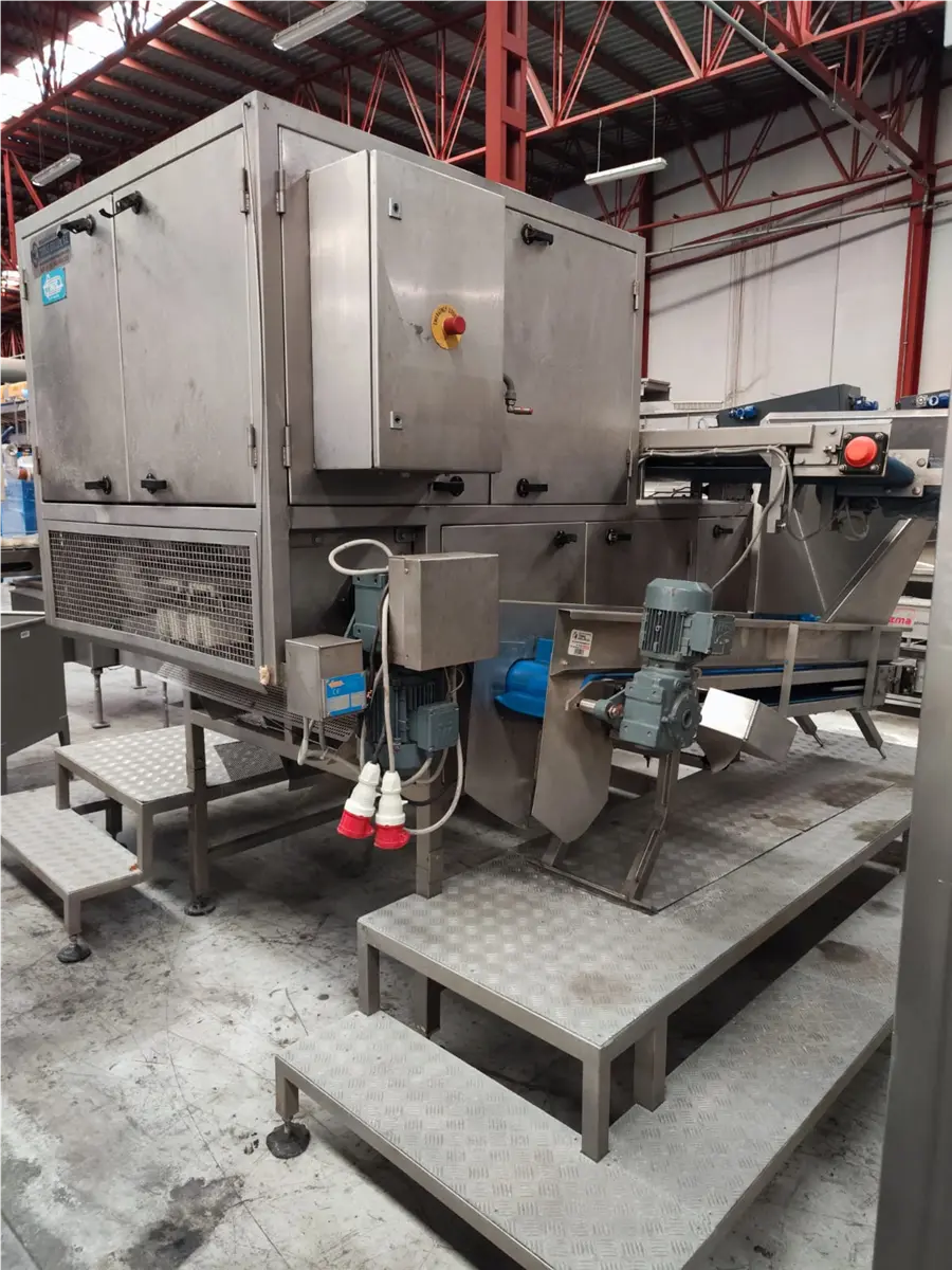 machine-a-enlever-le-pedoncule-et-couper-des-piments-finis-ulft-holland