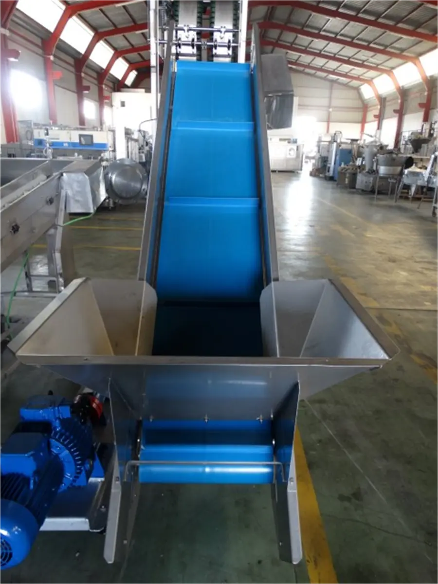 elevador-de-cangilones-de-lona-con-tolva-descarga-2-m-a-50-cm