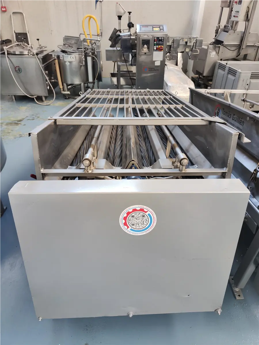 deshojadora-de-maiz-hughes-2