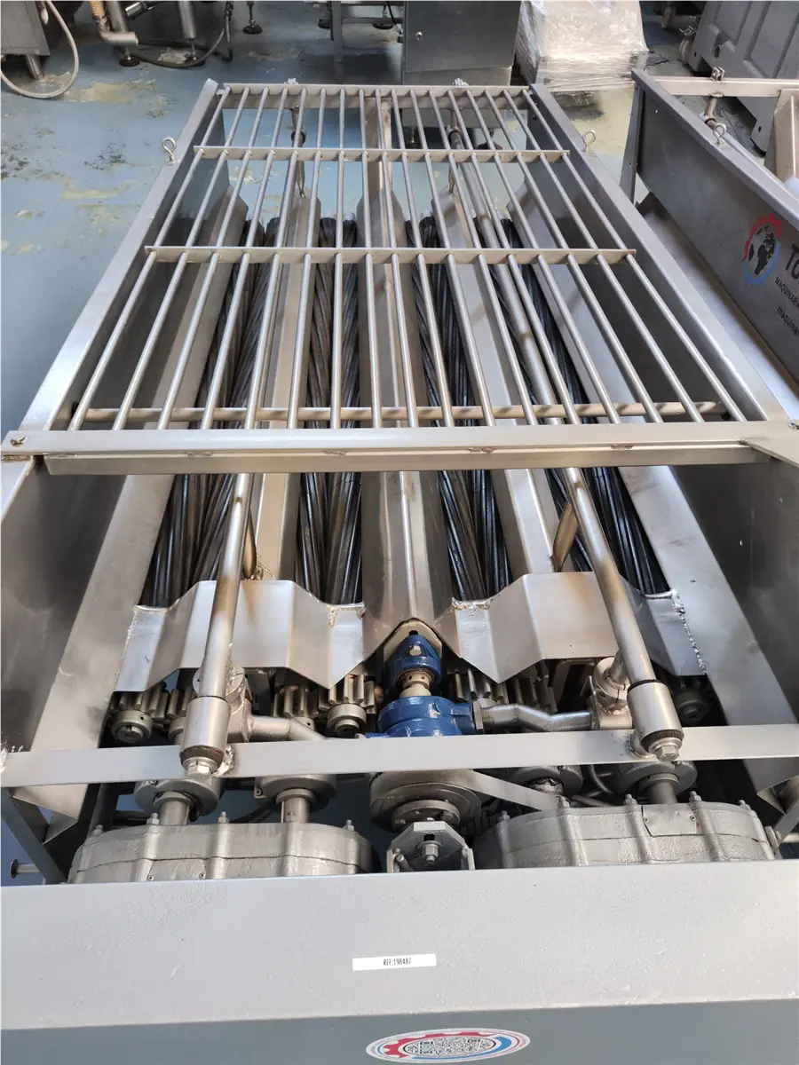 deshojadora-de-maiz-hughes-2