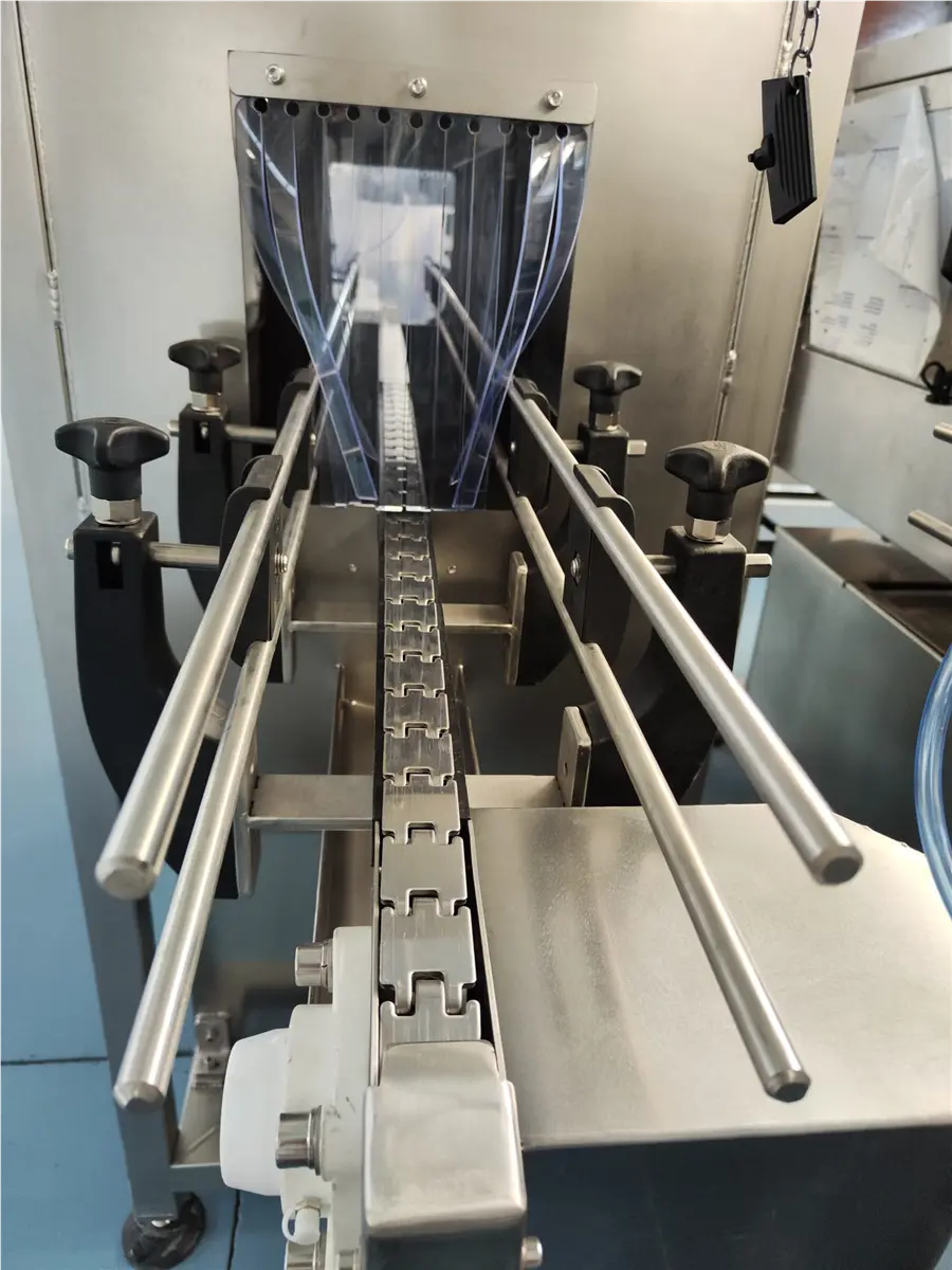 dosificador-de-liquido-de-gobierno-tomas-guillen-5