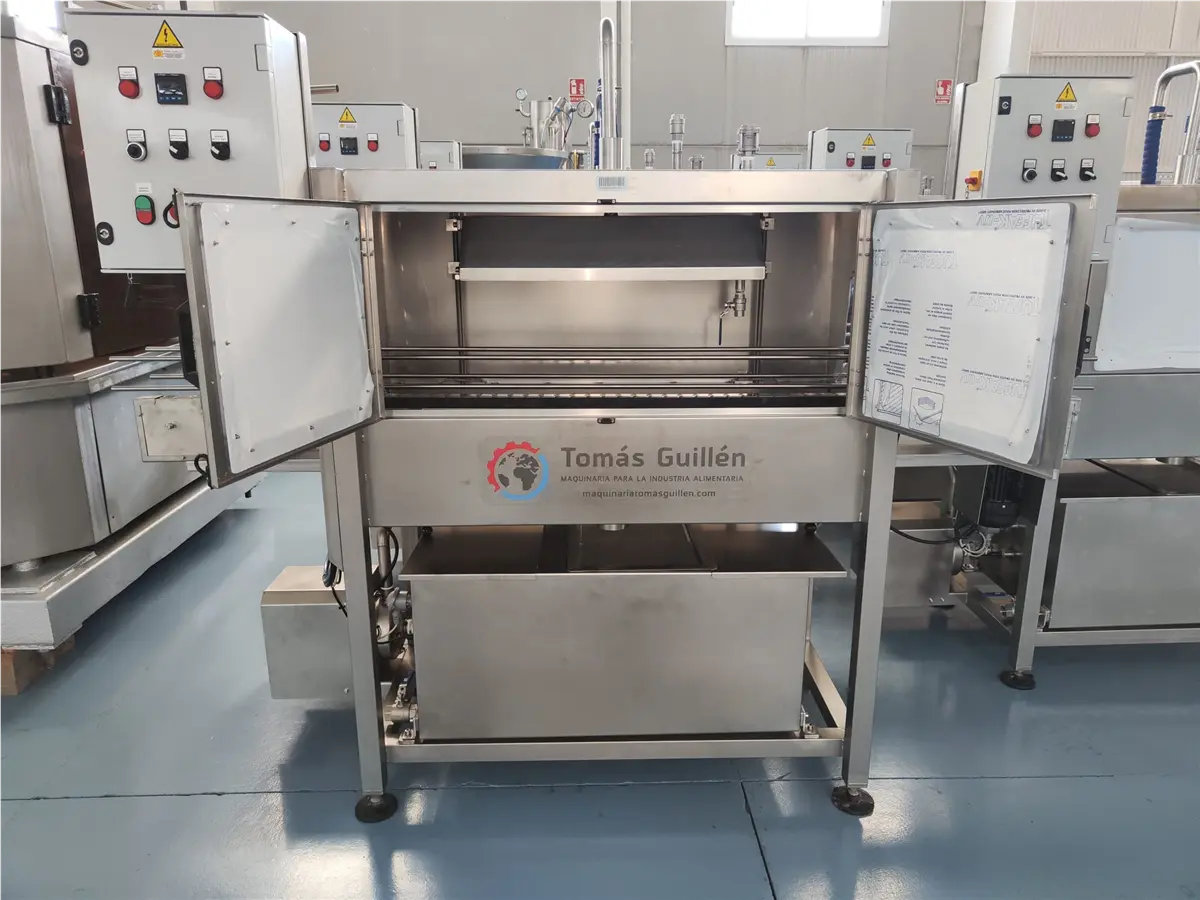 dosificador-de-liquido-de-gobierno-tomas-guillen-5