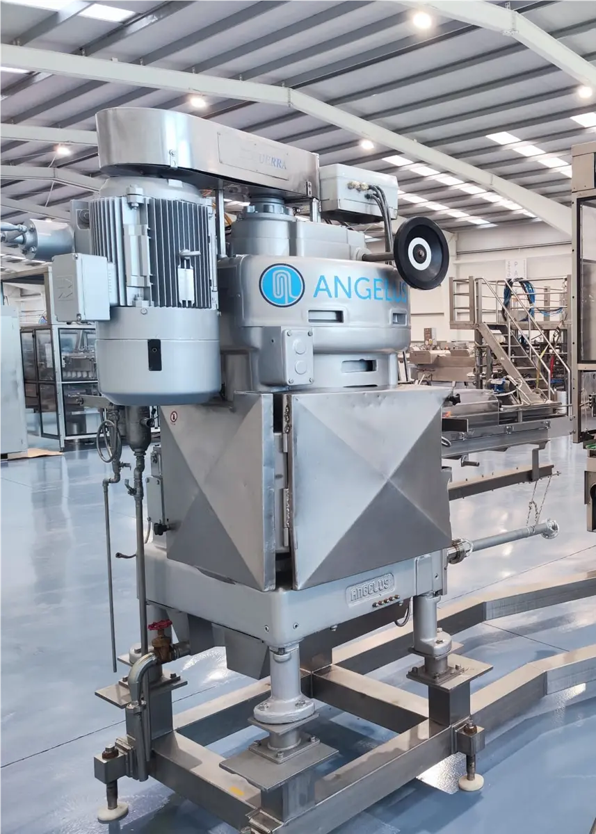 gruppo-di-riempimento-sottovuoto-zacmi-ed-aggraffatura-per-scatole-angelus