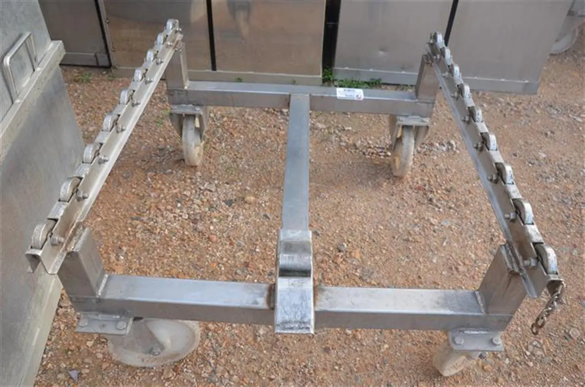 SQUARE TROLLEY FOR AUTOCLAVE BASKET-1