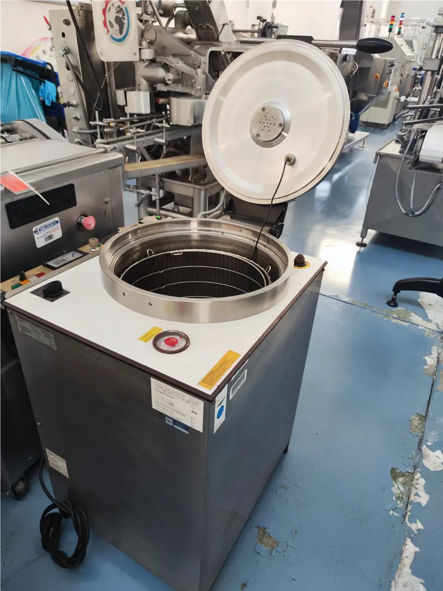 autoclave-vertical-de-laboratorio-varioklav