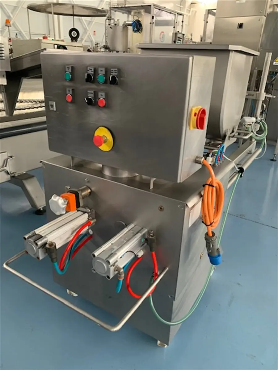 s-s-volumetric-filler-dosing-leonhardt-with-3-pistons