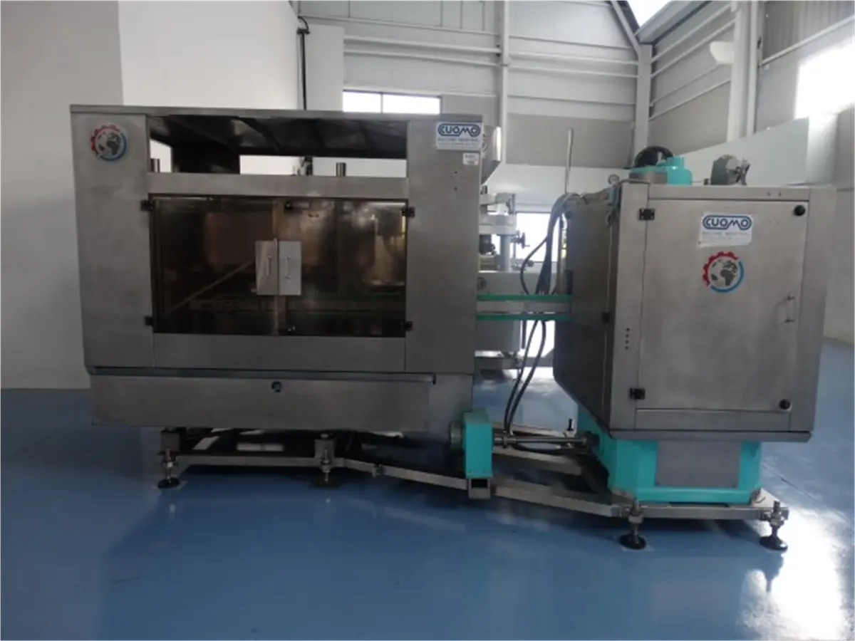 cerradora-automatica-de-latas-con-grupo-bajo-vacio-comaco-agm4-inox