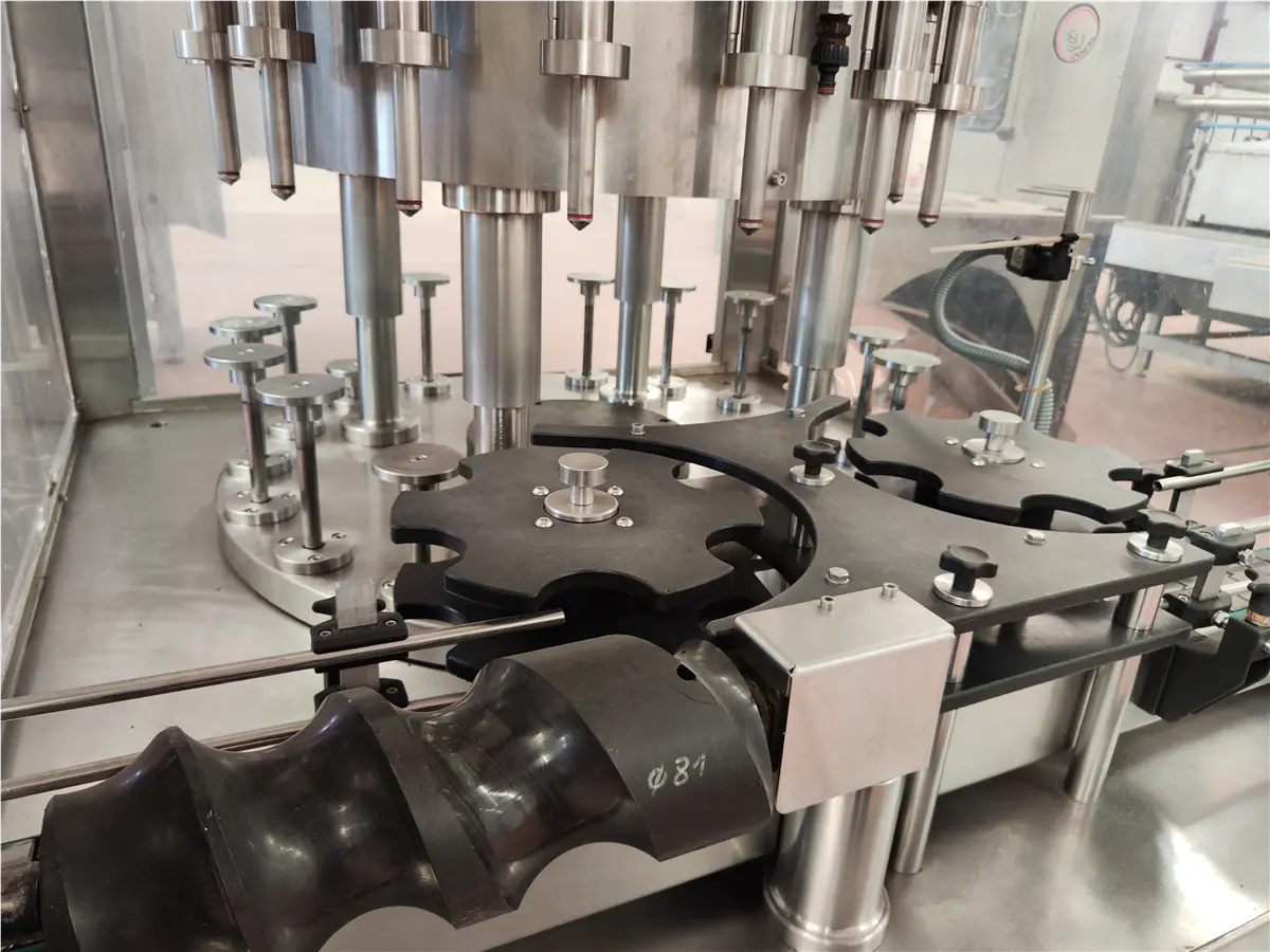 llenadora-de-botellas-marsuingenieria-18-valvulas