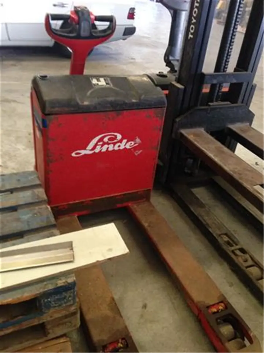 transpaleta-electrica-linde-t16-1600-kg