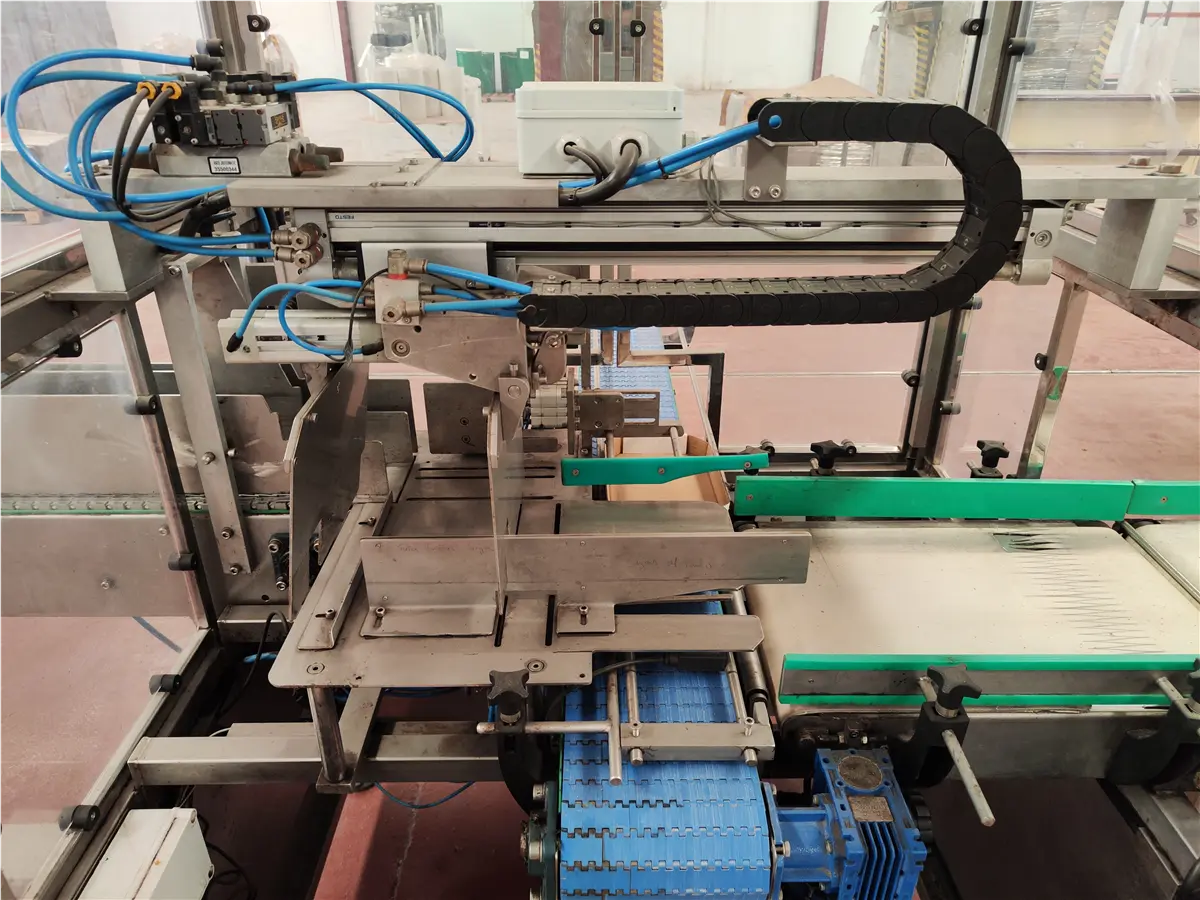 posicionadora-embandejadora-de-bandejas-cometsa