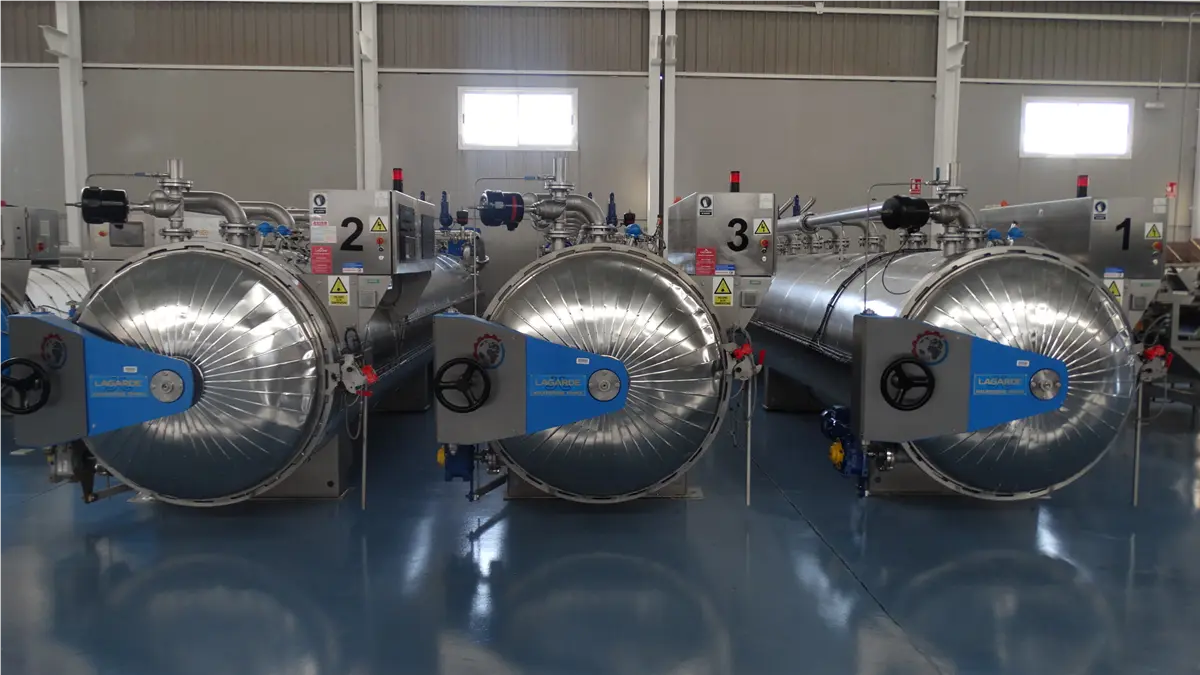 s-s-lagarde-static-autoclave-8-baskets-capacity-and-1-door-2