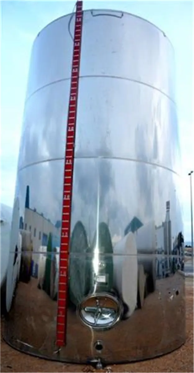 deposito-vertical-en-acero-inox-con-fondo-plano-de-57-500-l