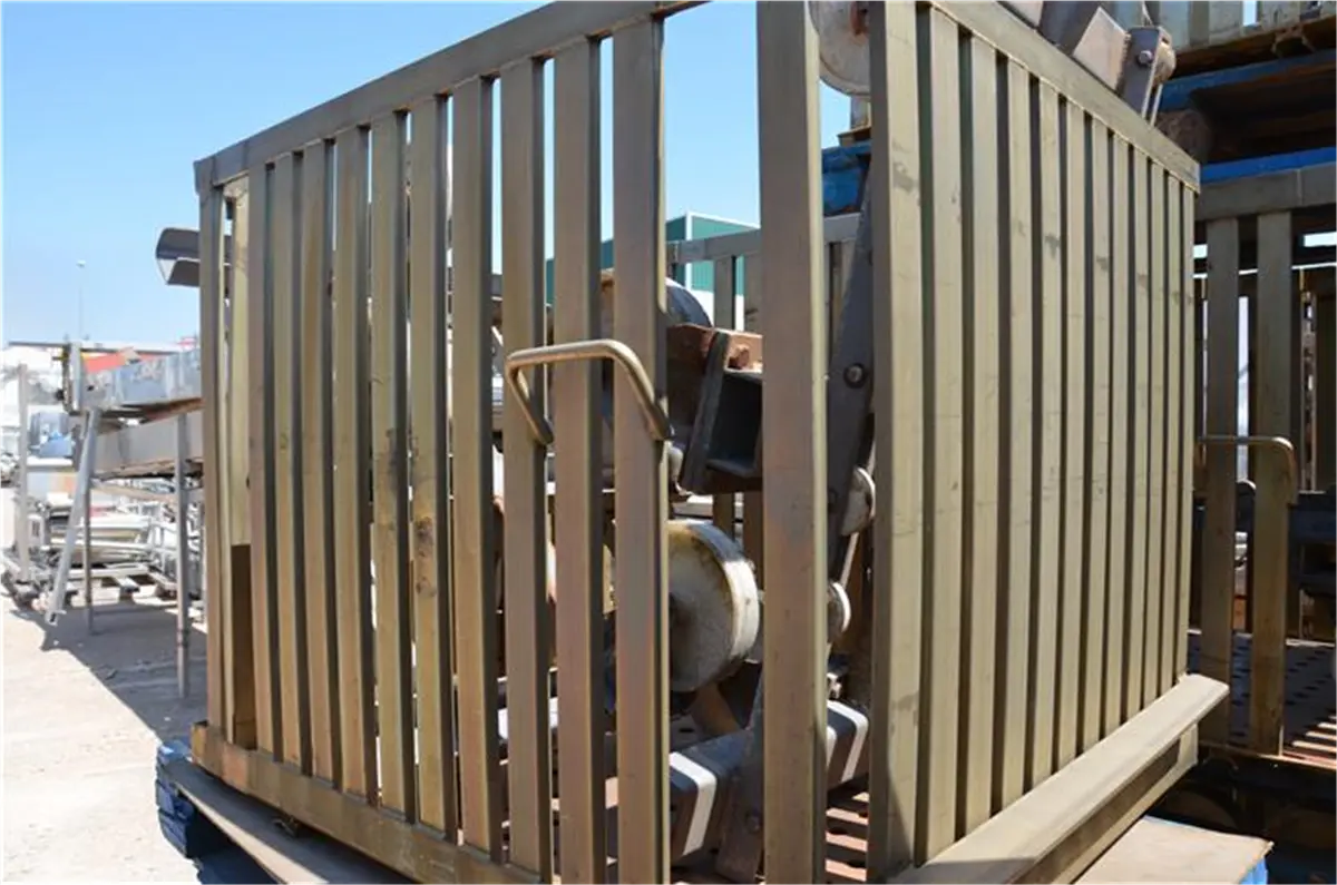 jaula-con-su-carro-en-acero-inox-85cm-x-95cm