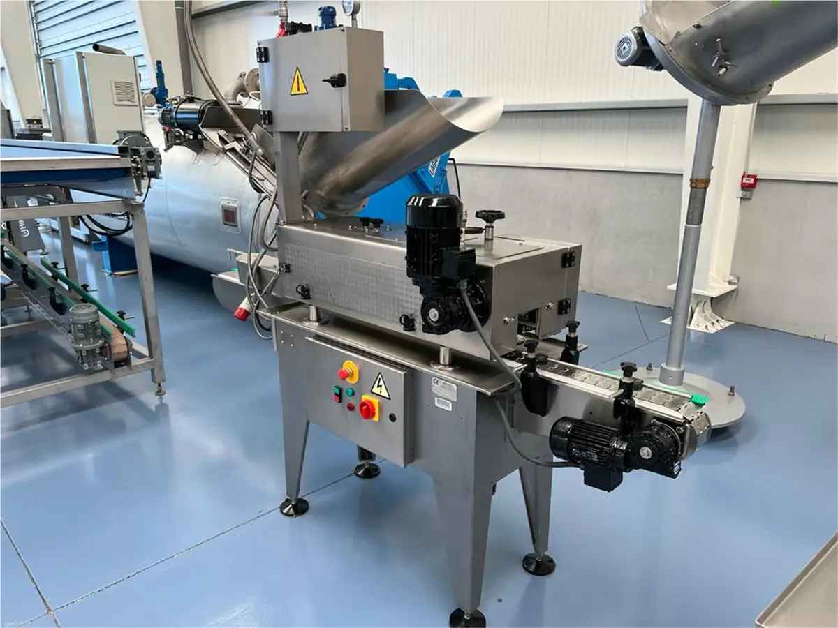 capsuleuse-automatique-de-bocaux-emerito-1-8-en-inox-4