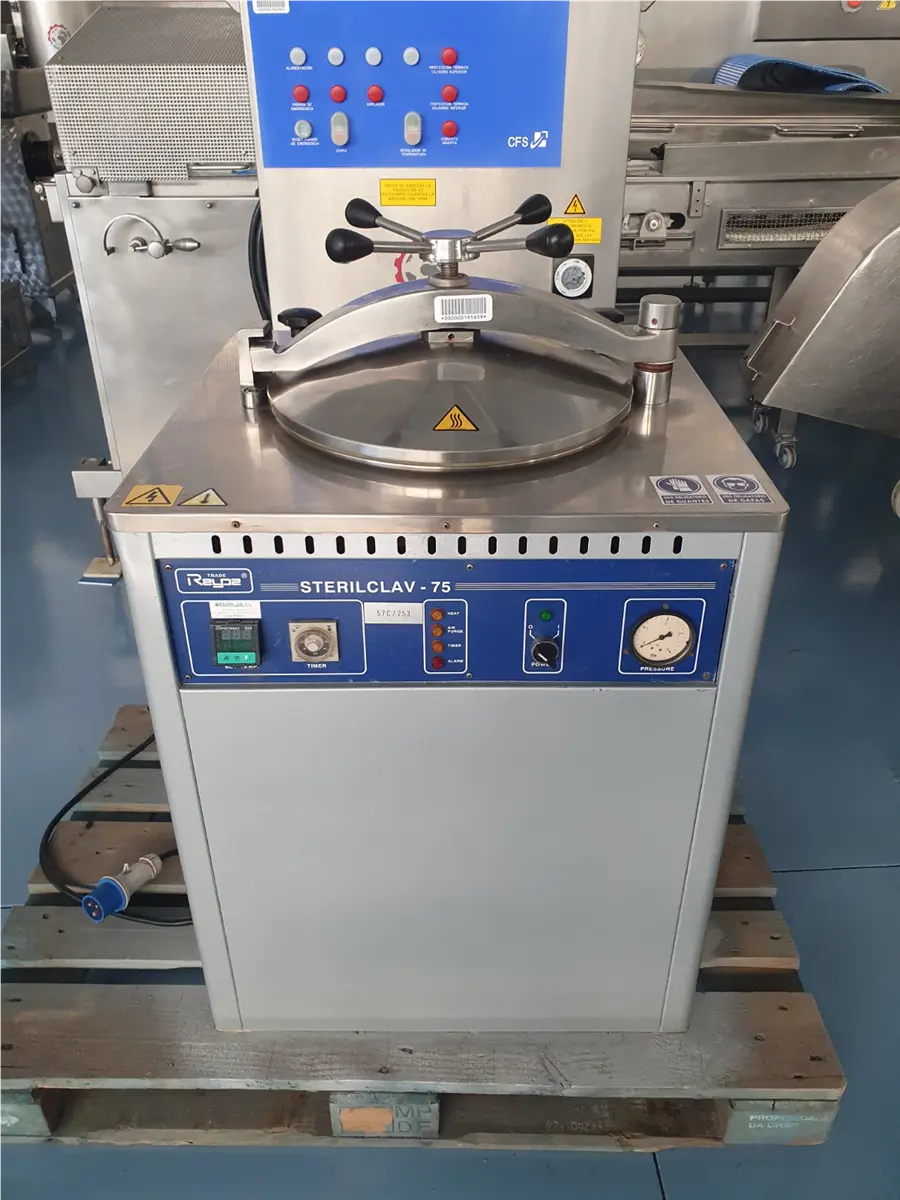 autoclave-vertical-de-laboratorio-raypa-inox