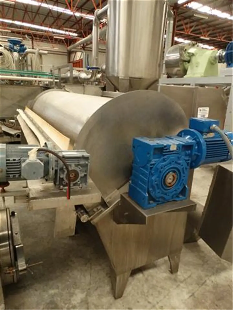 filtro-rotativo-en-acero-inox-de-superficie-rascante-3