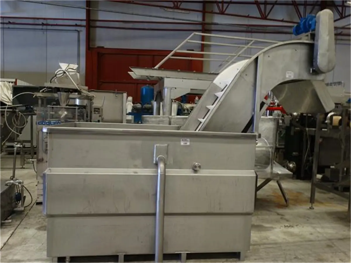 elevador-de-banda-modular-de-cangilones-con-balsa-en-acero-inox